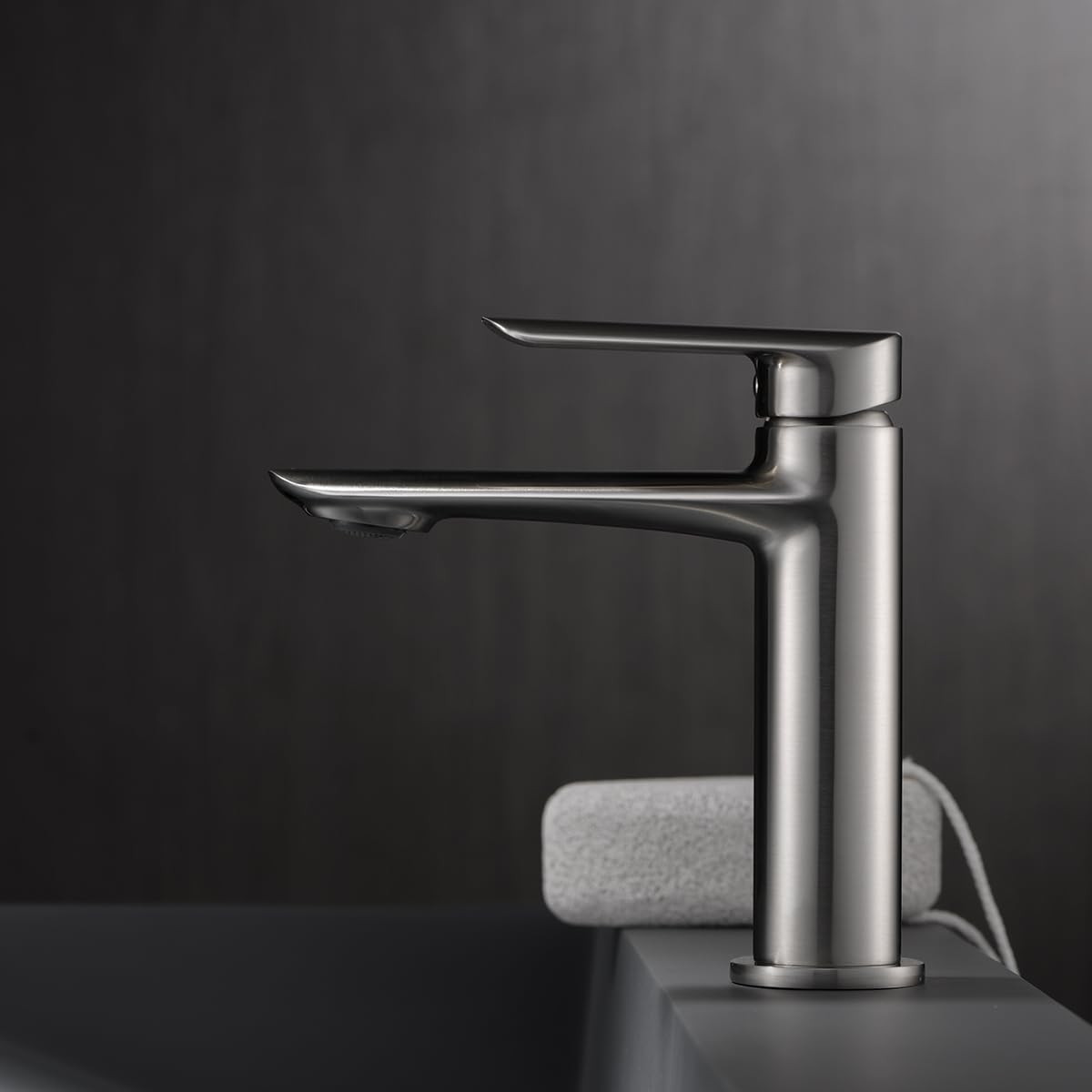 GRIFO LAVABO CAÑO BAJO MONOMANDO SERIE URAL