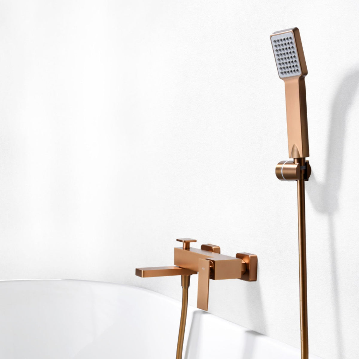 SINGLE-LEVER BATH AND SHOWER MIXER PISA SERIES