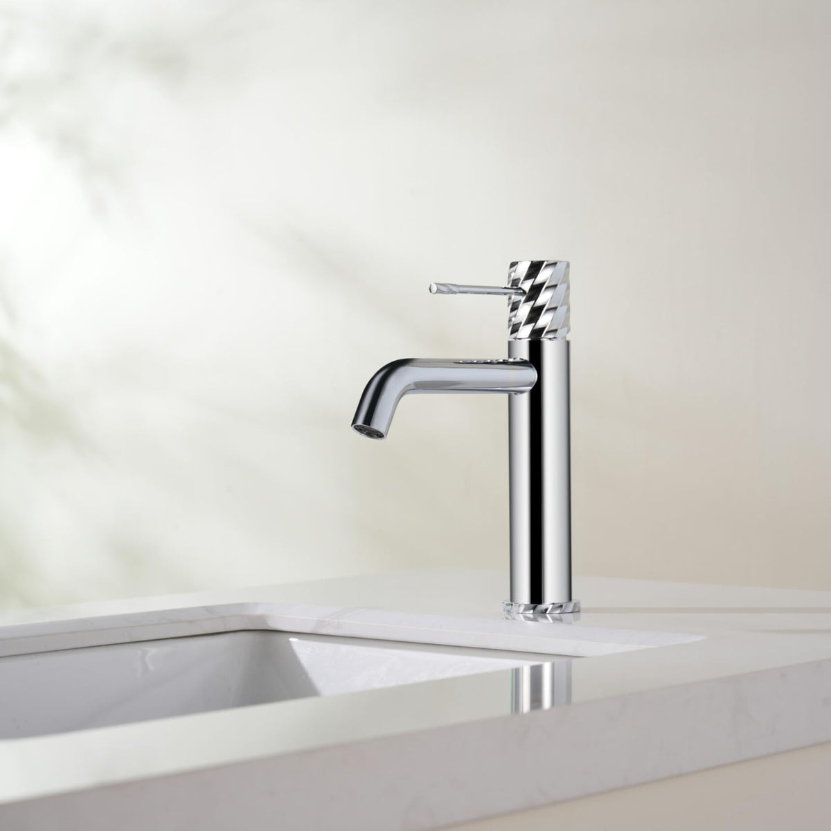 Low-spout single-lever basin mixer BLESS SERIES