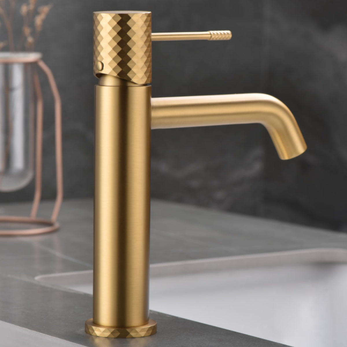Low-spout single-lever basin mixer GÉNOVA SERIES