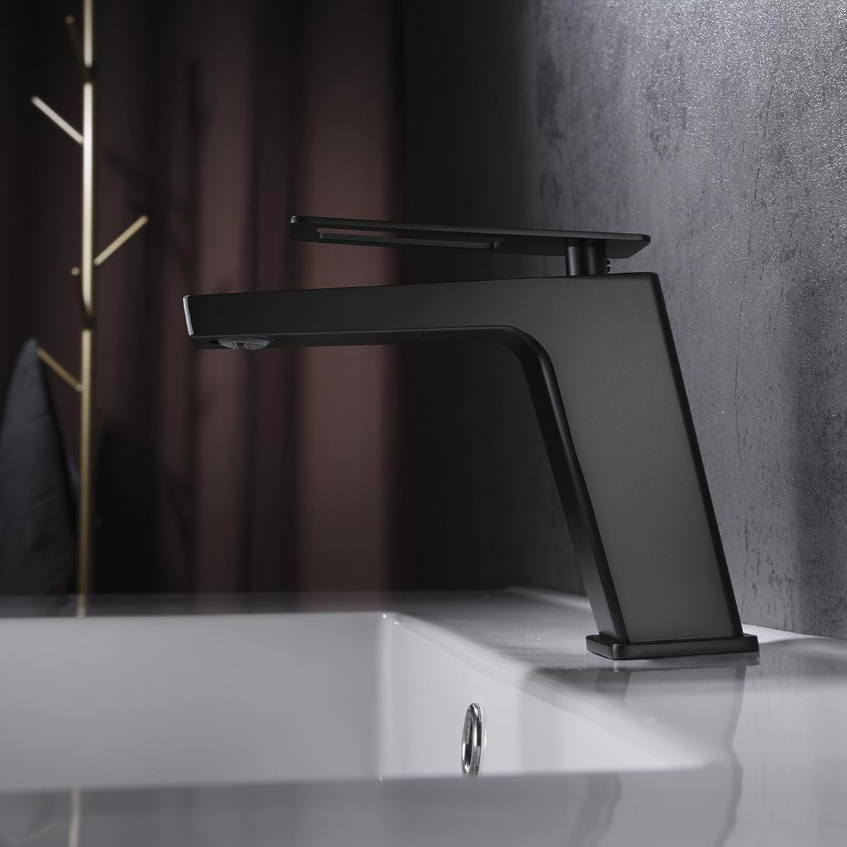 GRIFO LAVABO CAÑO BAJO MONOMANDO SERIE SUECIA