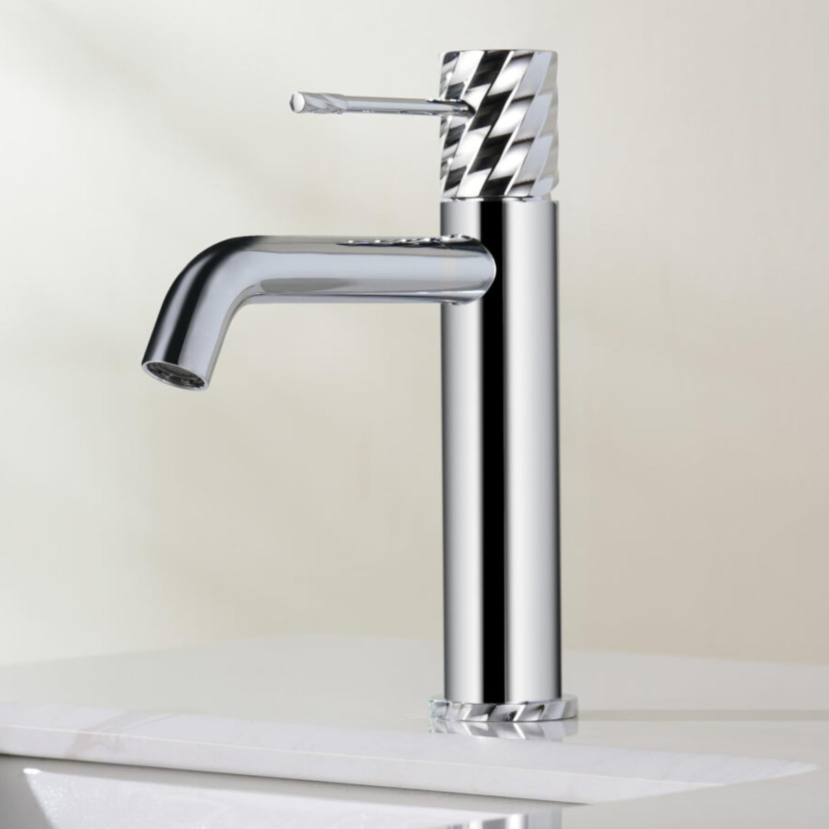 Low-spout single-lever basin mixer BLESS SERIES