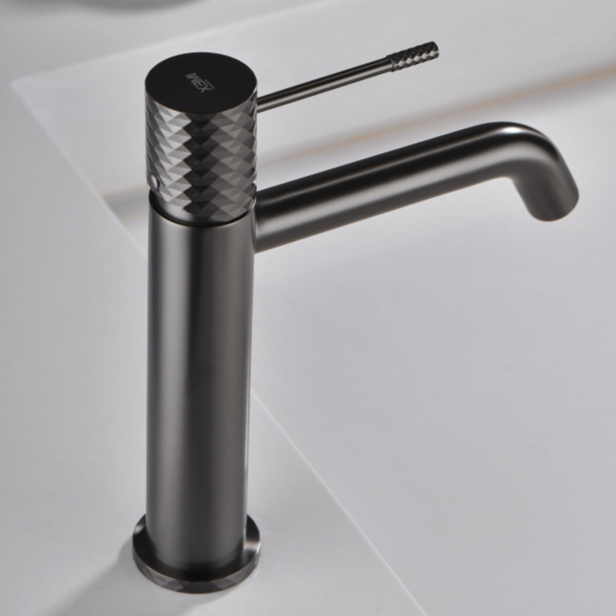 Low-spout single-lever basin mixer GÉNOVA SERIES