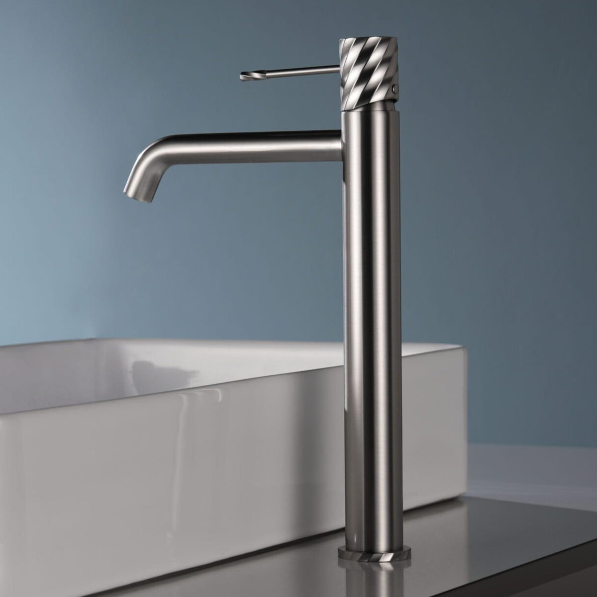 GRIFO LAVABO CAÑO ALTO MONOMANDO SERIE BLESS