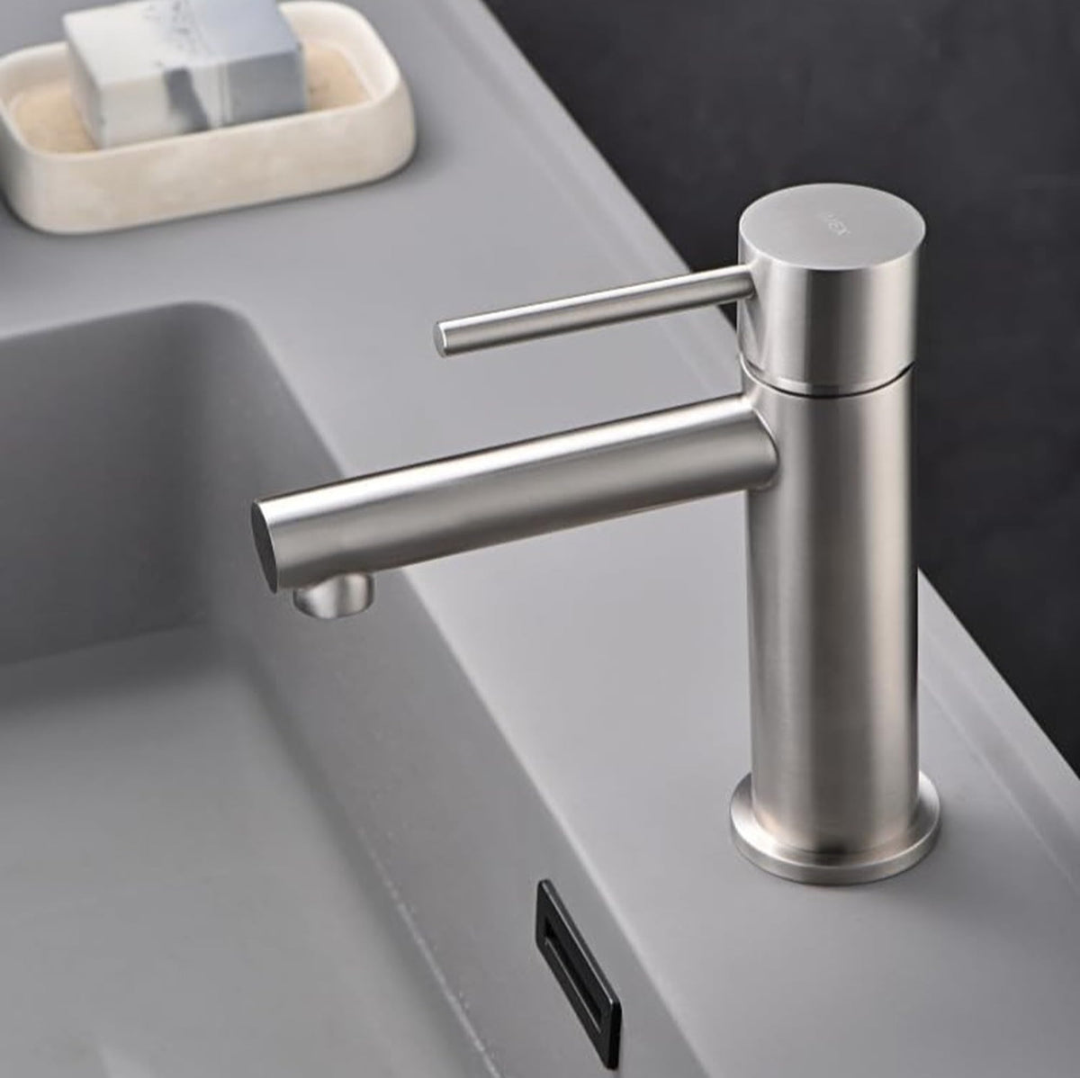 GRIFO LAVABO CAÑO BAJO MONOMANDO SERIE MOSCÚ