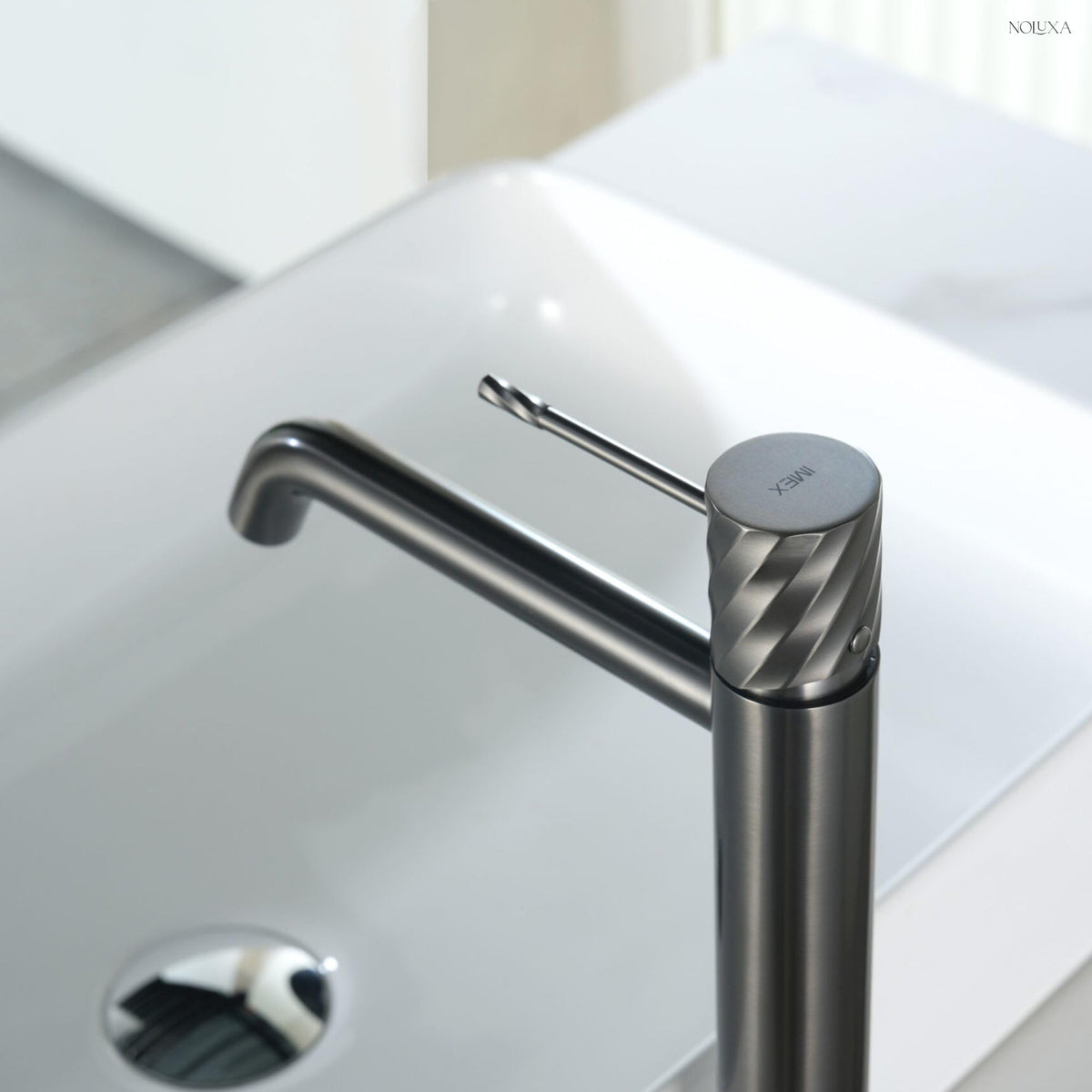 GRIFO LAVABO CAÑO ALTO MONOMANDO SERIE BLESS