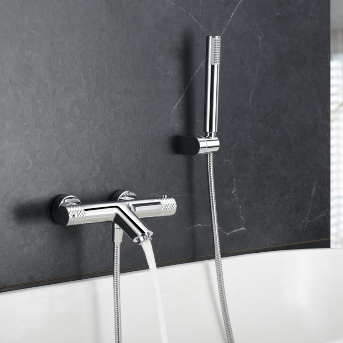 GRIFO BAÑERA Y DUCHA TERMOSTÁTICO SERIE GÉNOVA