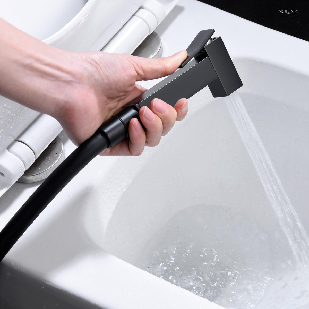 DUCHA HIGIÉNICA EMPOTRADA PARA WC SERIE SUECIA