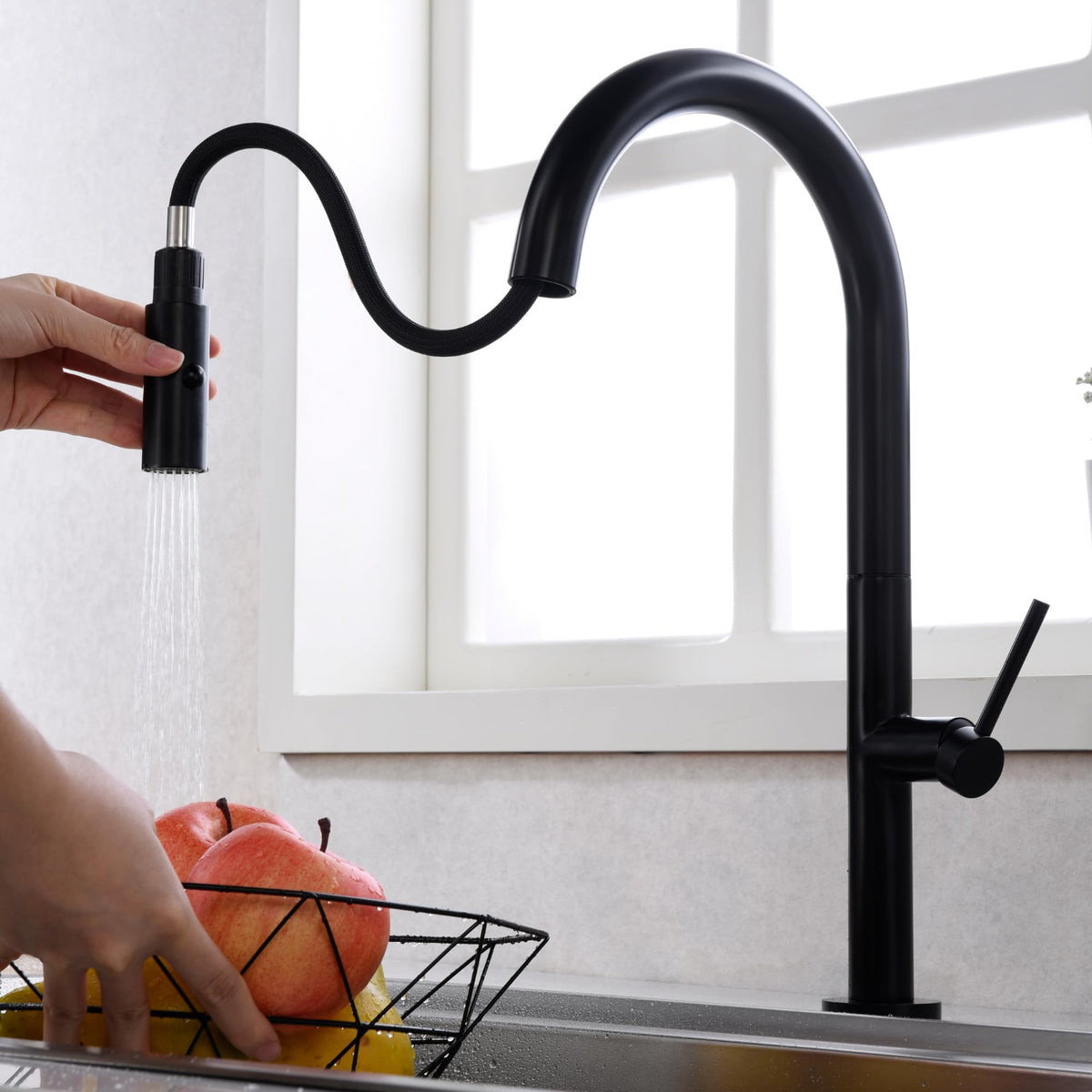 GRIFO DE COCINA EXTRAÍBLE CON DIFUSOR SERIE SAMOA