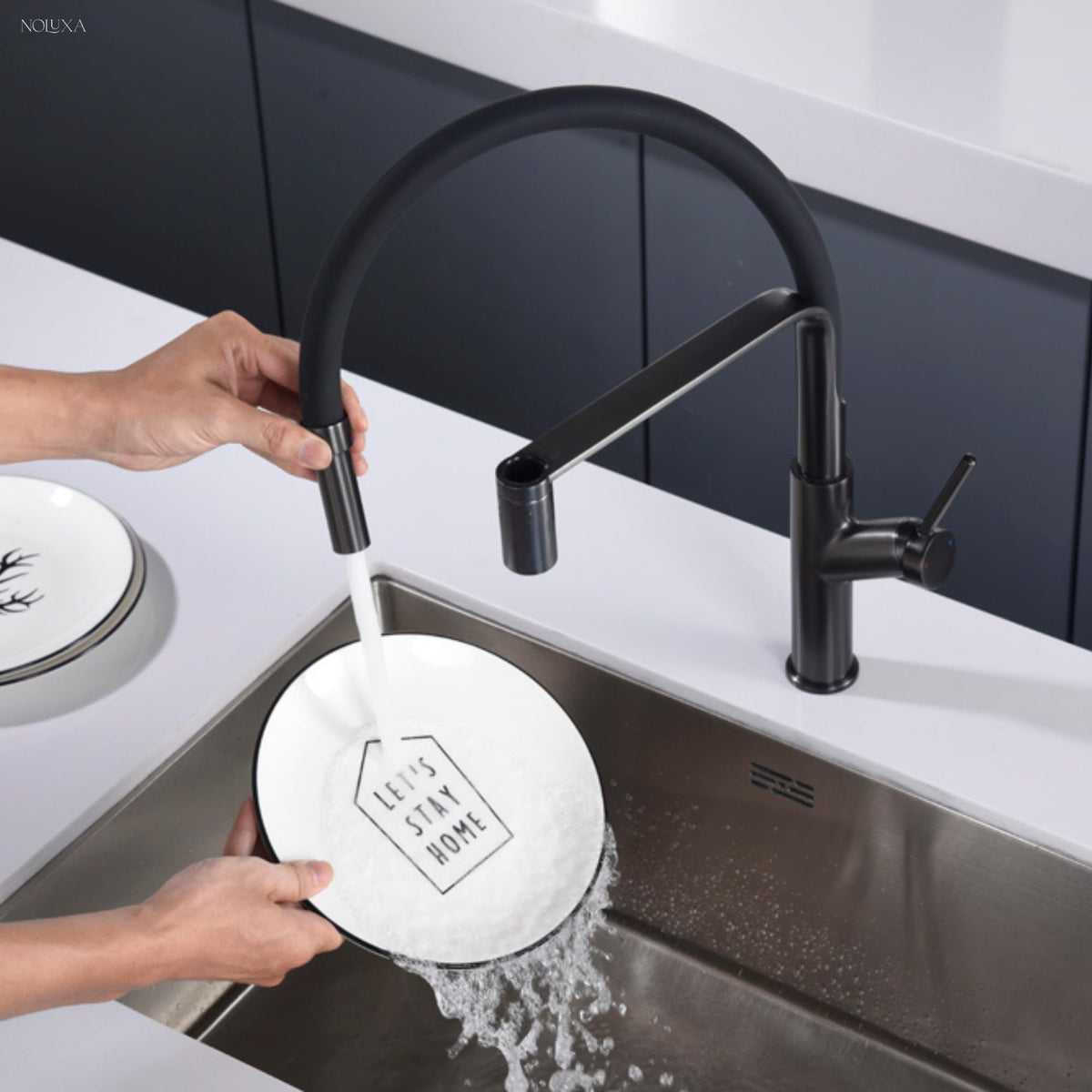 GRIFO DE COCINA EXTRAÍBLE SERIE SENA