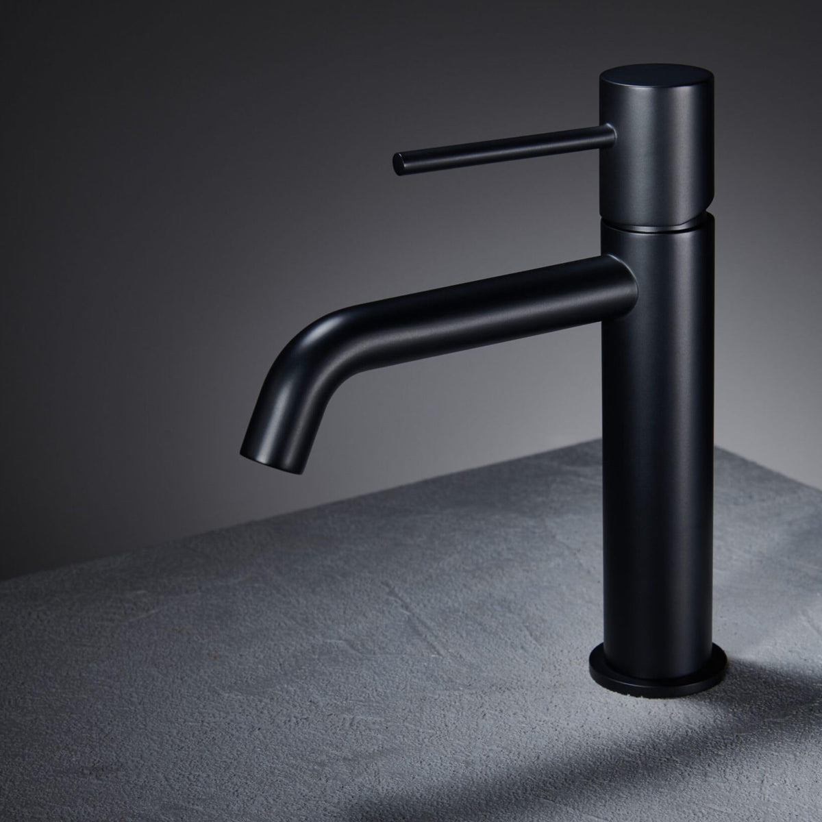 Mitigeur de lavabo à bec bas Série MONZA