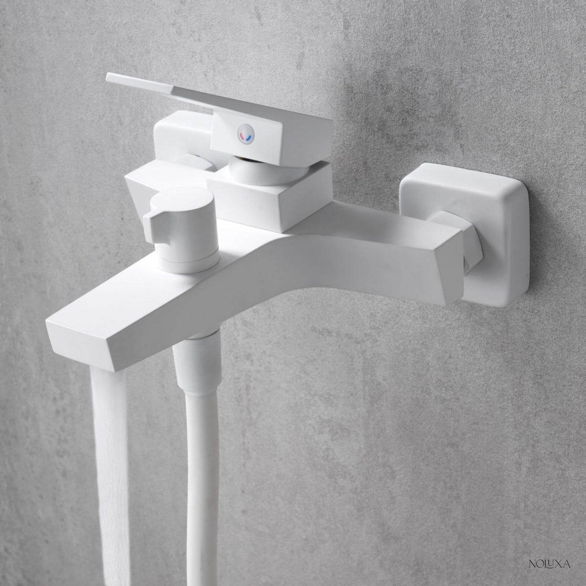 SINGLE-LEVER BATH AND SHOWER MIXER ART SERIES