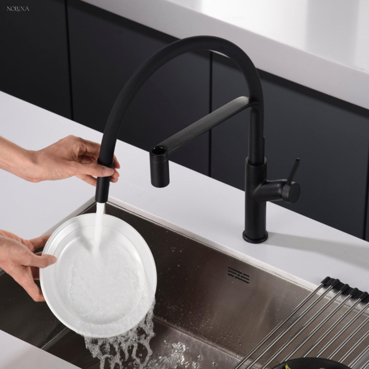 GRIFO DE COCINA EXTRAÍBLE SERIE SENA