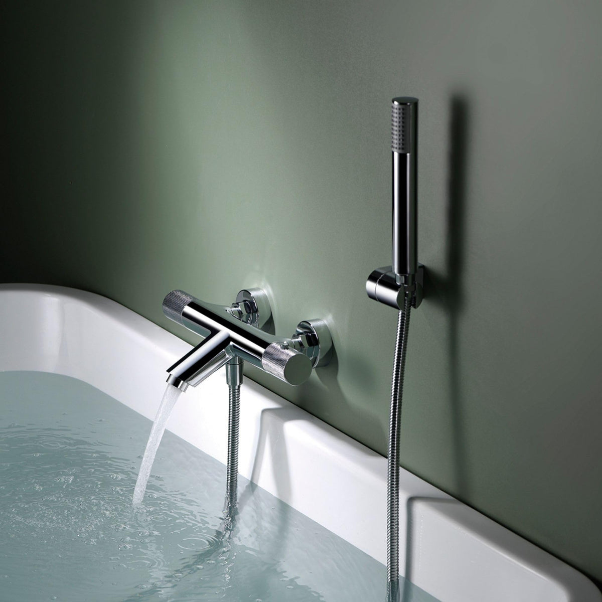 GRIFO BAÑERA Y DUCHA TERMOSTÁTICO SERIE LINE