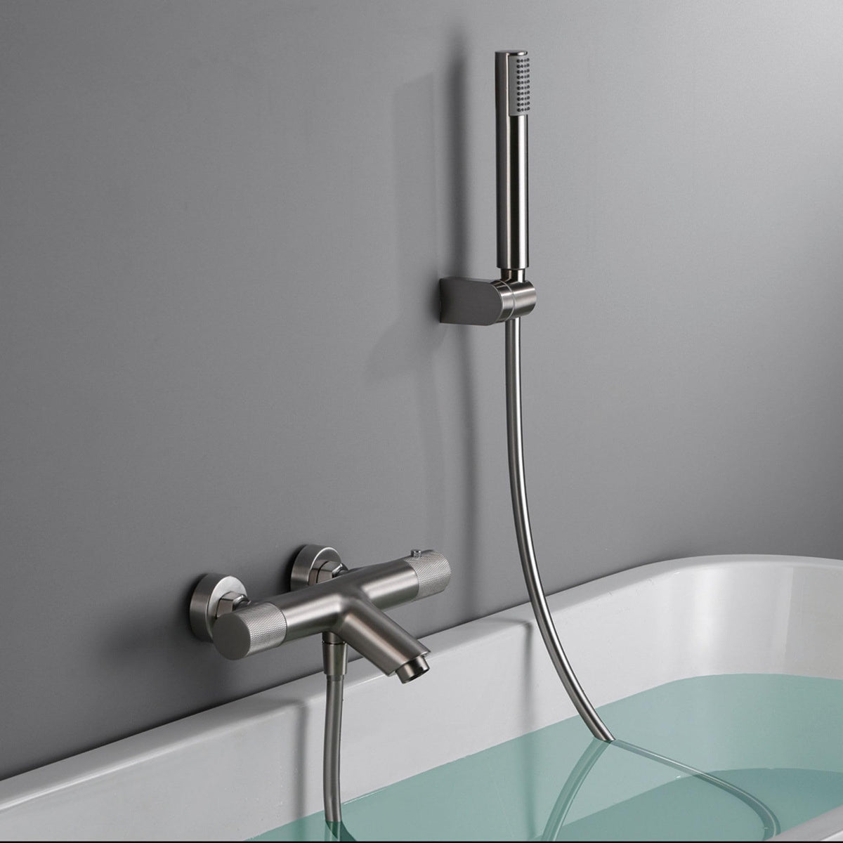 GRIFO BAÑERA Y DUCHA TERMOSTÁTICO SERIE LINE