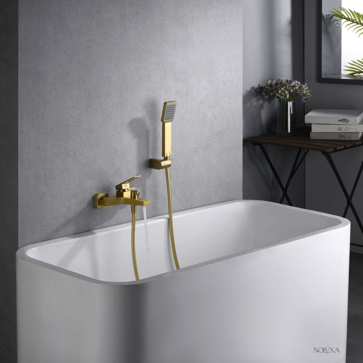 SINGLE-LEVER BATH AND SHOWER MIXER ART SERIES